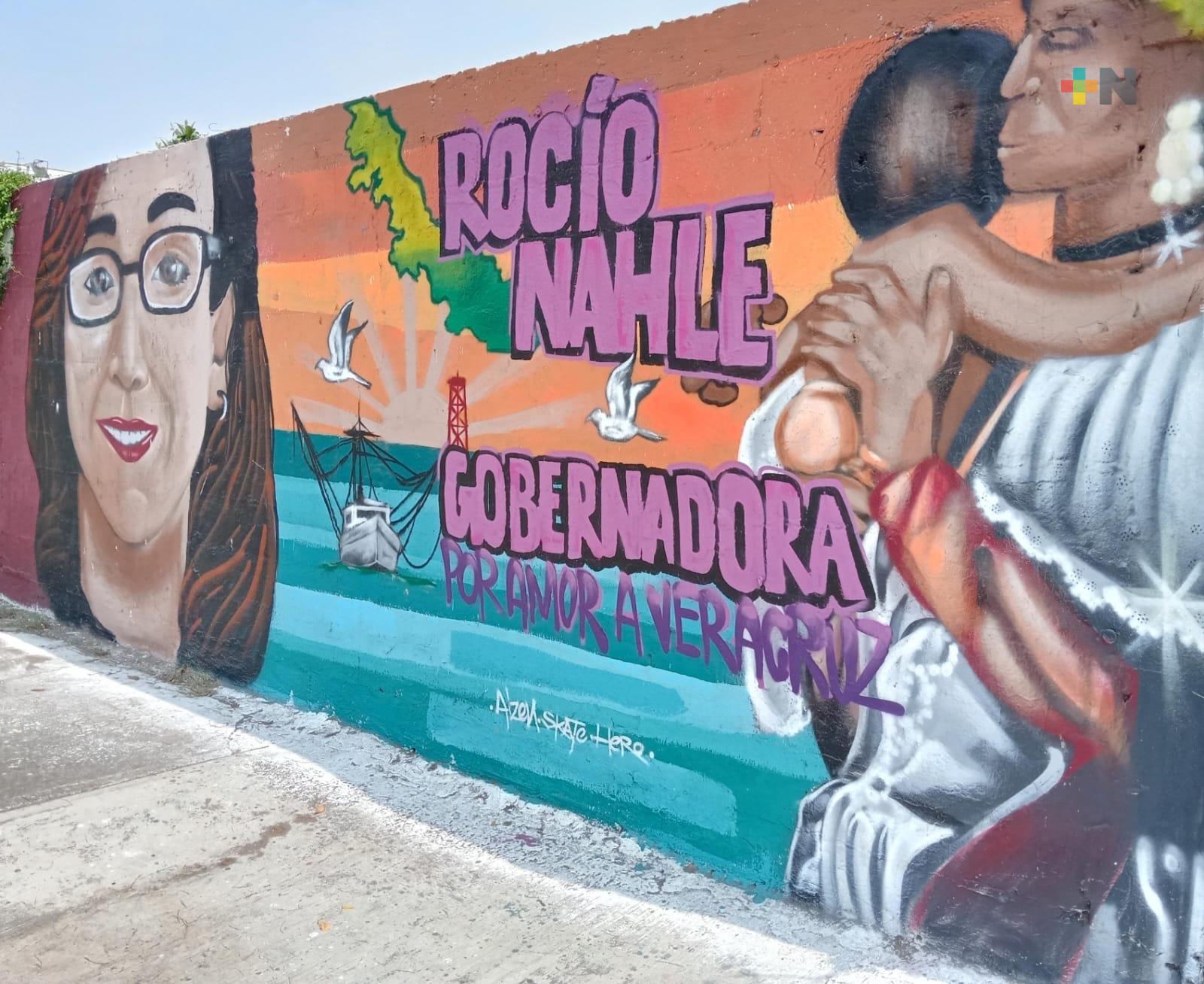 Aparece mural dedicado a Rocío Nahle en la ciudad de Veracruz
