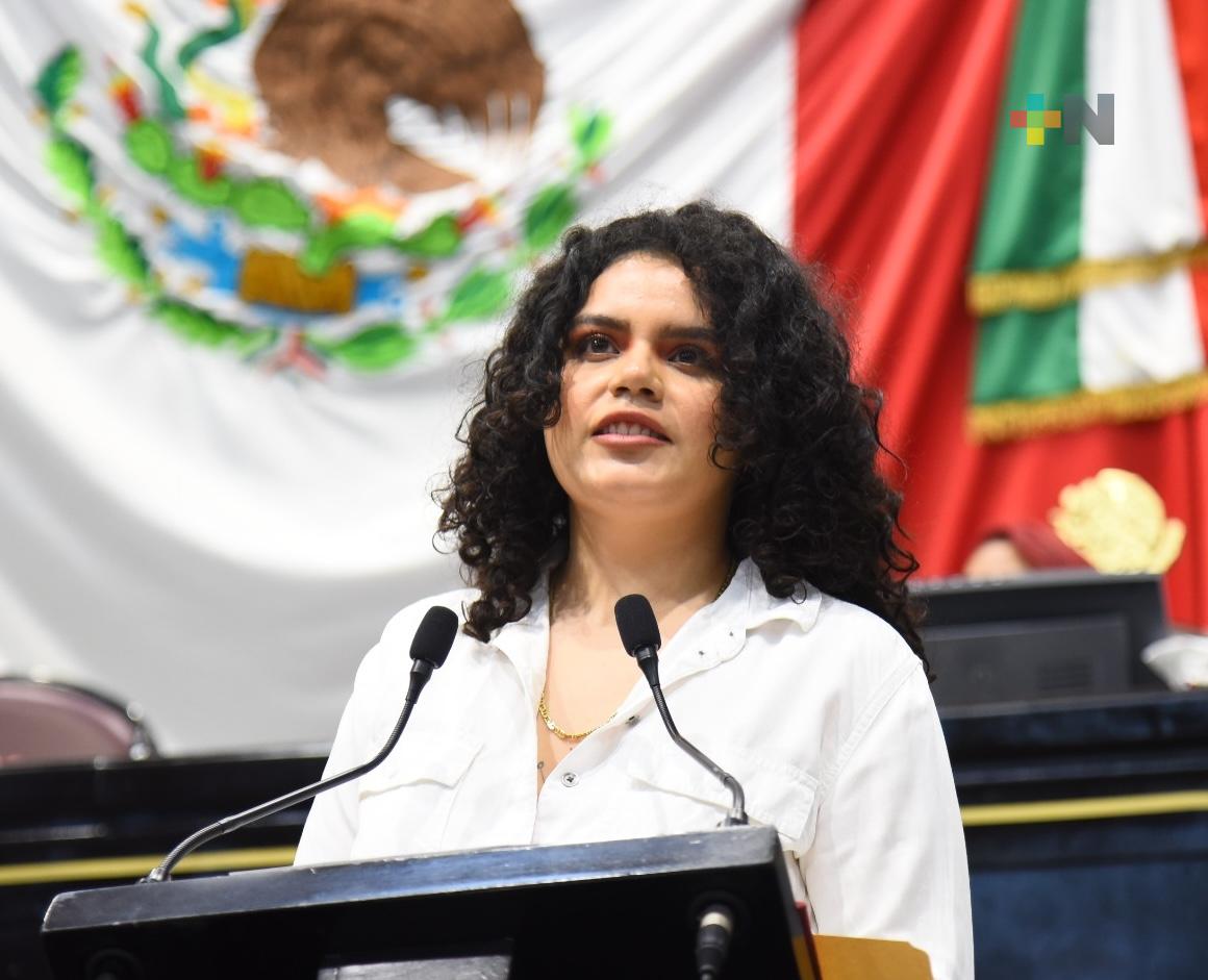 Promueven inscripción alusiva a los 200 años del Poder Legislativo