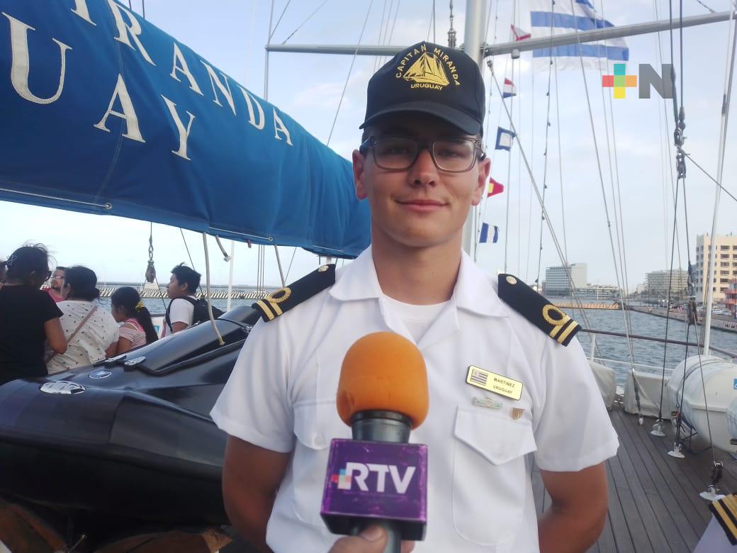 Navales uruguayos destacan disciplina en su formación profesional