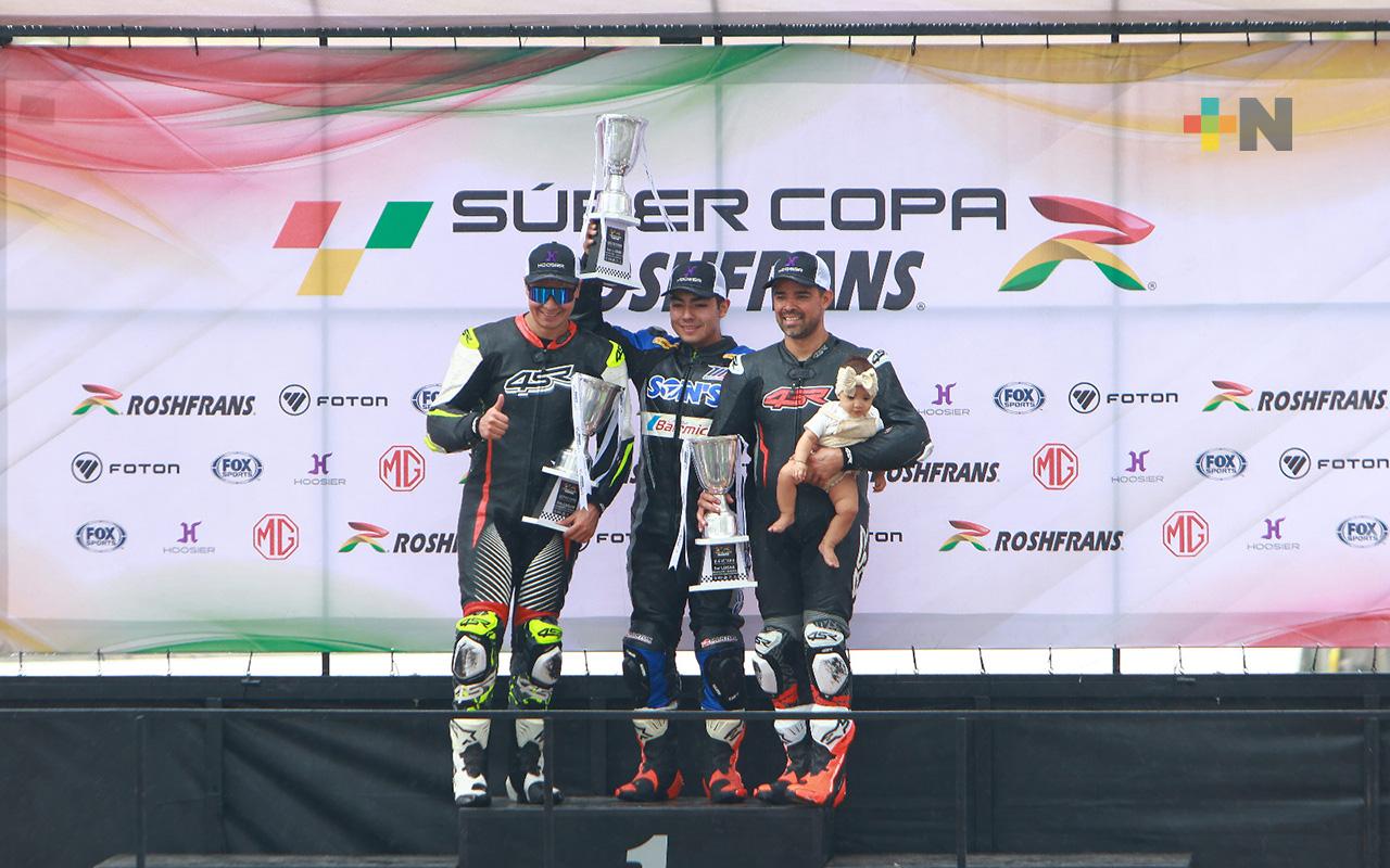 Víctor Pérez en Experto y Diego Veloz en Intermedios ganaron la Mexbike