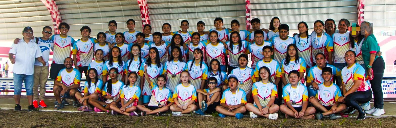 Acaricia Veracruz título en el Regional de Natación en Campeche