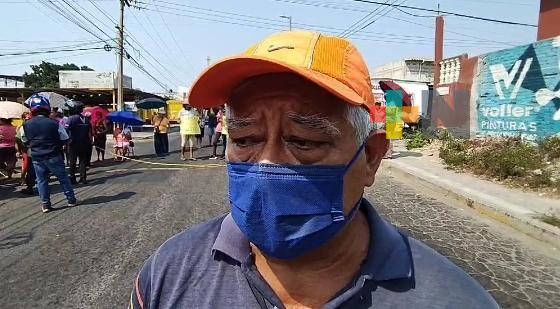Bloquean calles ante falta de agua en Veracruz puerto