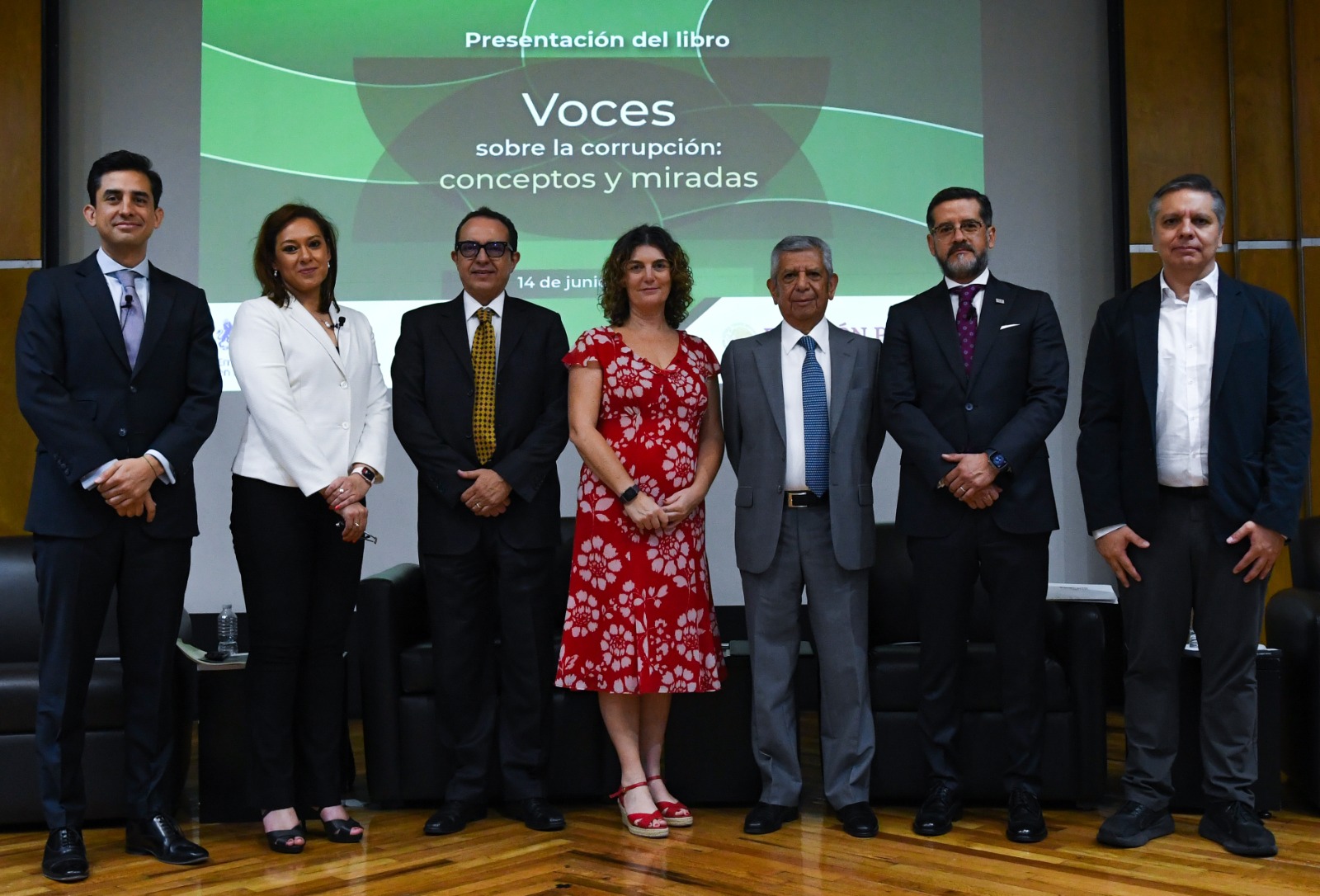 SFP y Embajada Británica en México presentan diccionario sobre corrupción y mecanismos para combatirla