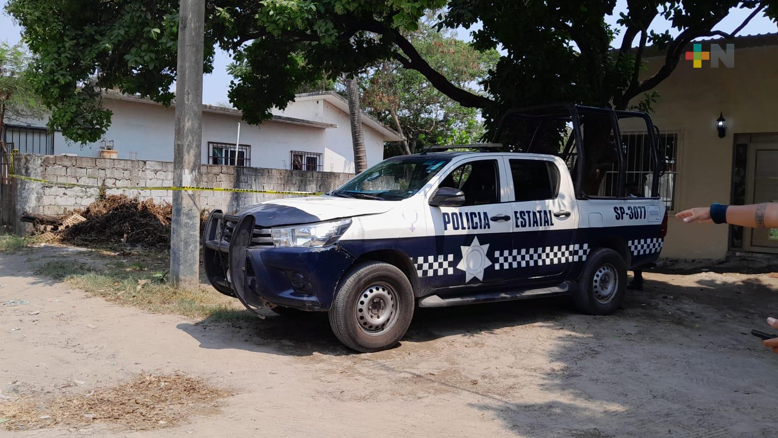 Encuentran a hombre muerto en calle de Veracruz puerto; indicios de muerte natural