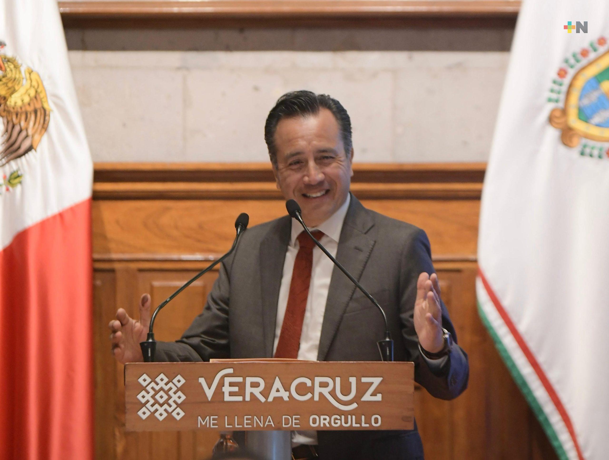 En Veracruz ganó la democracia, felicita Cuitláhuac García a Rocío Nahle