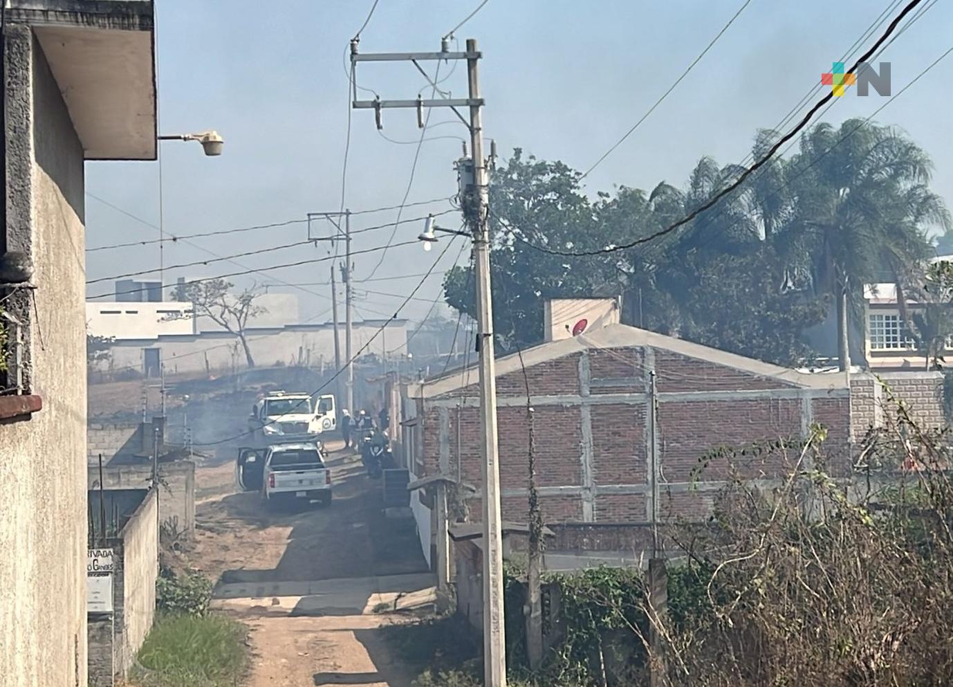 Fuerzas de tarea atienden incendio en El Lencero