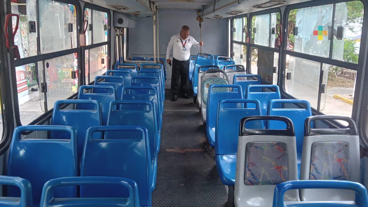 En Coatzacoalcos retiran 10 urbanos de circulación en malas condiciones