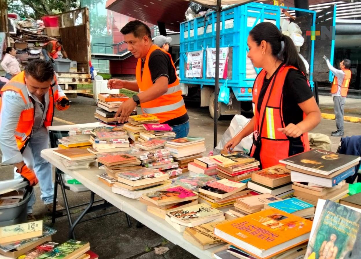 Todo un éxito la Brigada de Libros Reciclados, en Xalapa