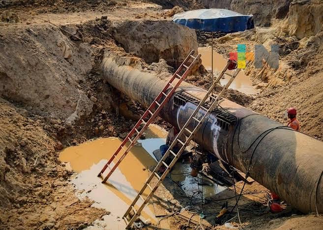 Dueños de predios impiden trabajos para desazolve de acueducto Yuribia