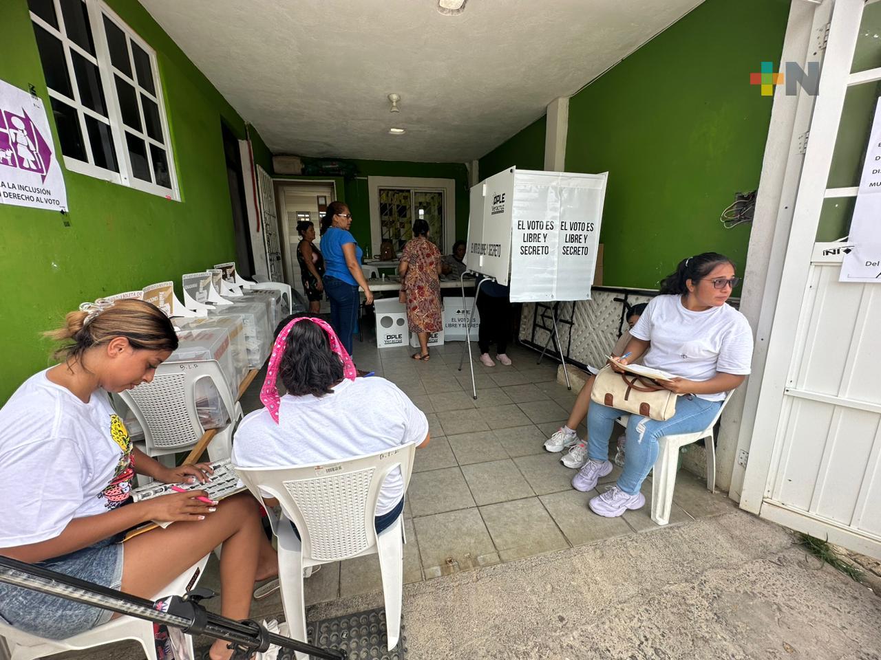 En tranquilidad las casillas en colonia Cd. Olmeca de Coatzacoalcos