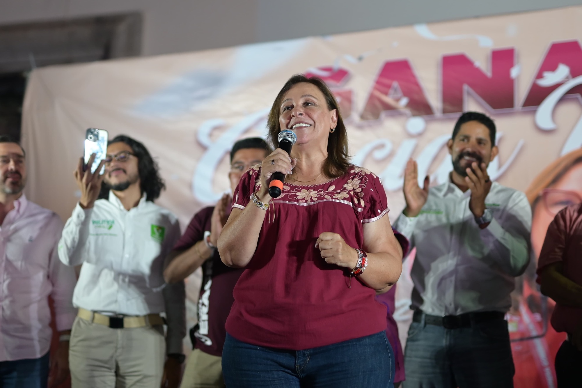 Encabeza Rocío Nahle festejo en Plaza Lerdo por el triunfo a la gubernatura