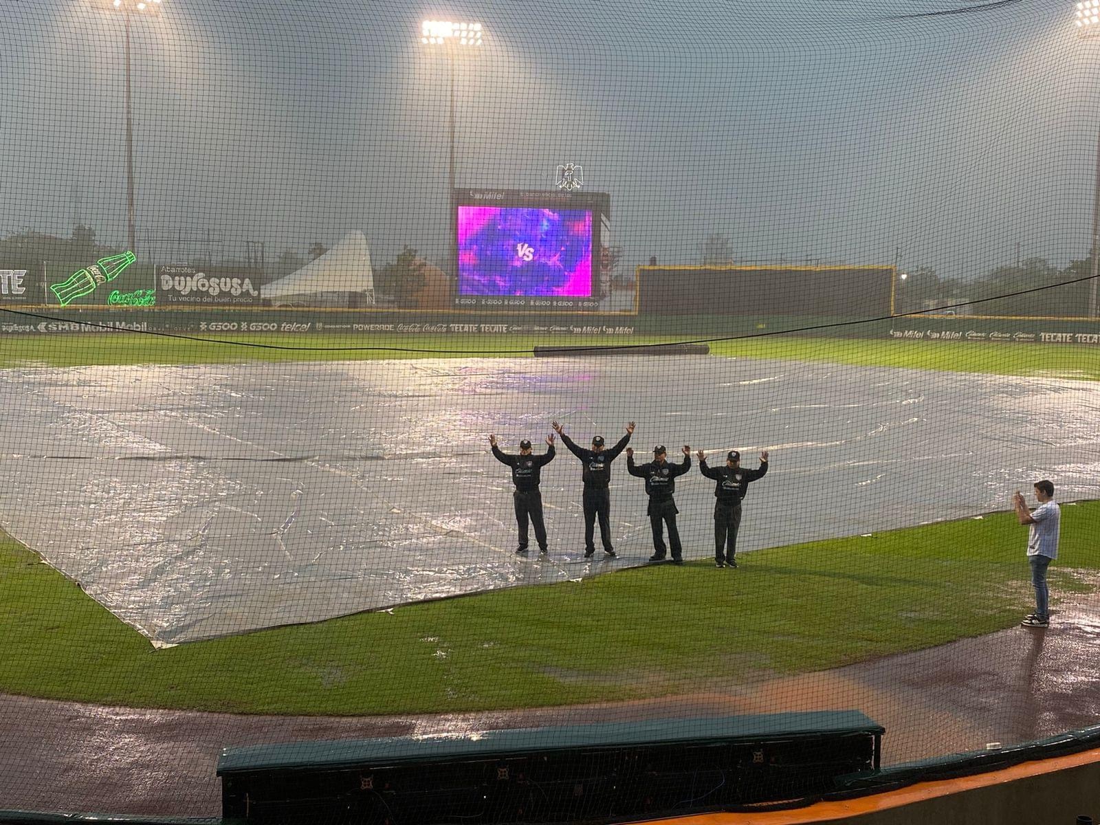 Por lluvia, cancelada la doble cartelera entre El Águila y Leones