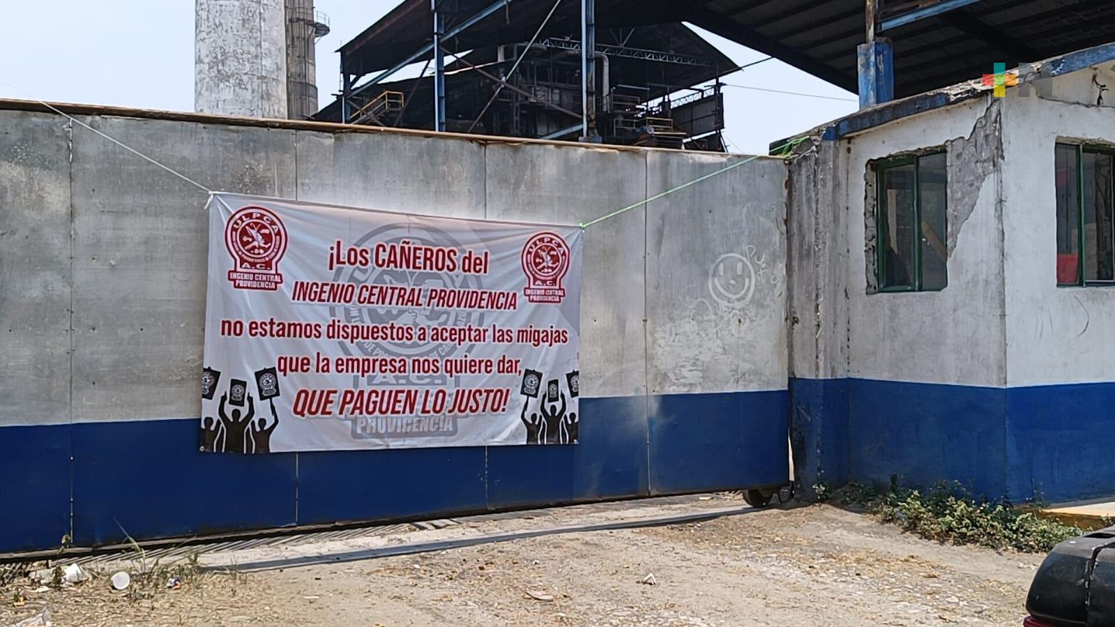 Productores cañeros toman ingenio La Providencia por falta en pago de su producto