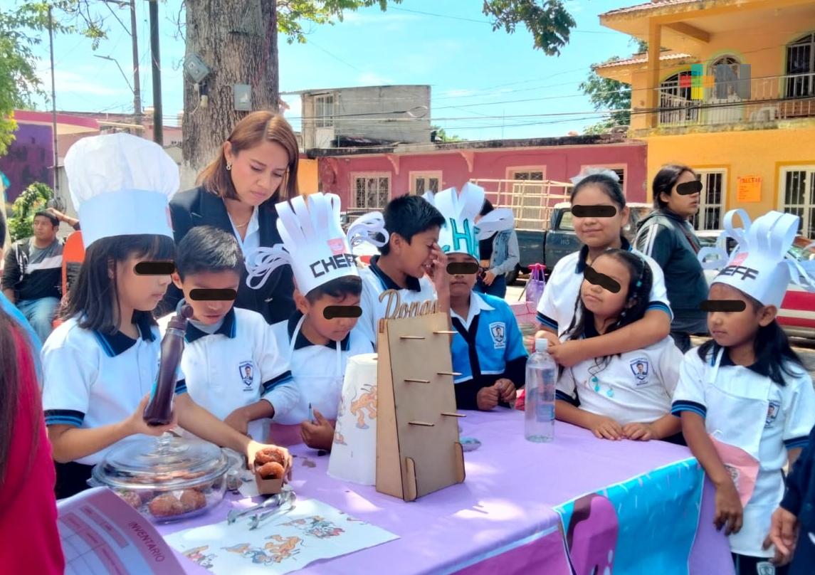 En Coacoatzintla, alumnos de primaria llevan a cabo proyecto de emprendimiento