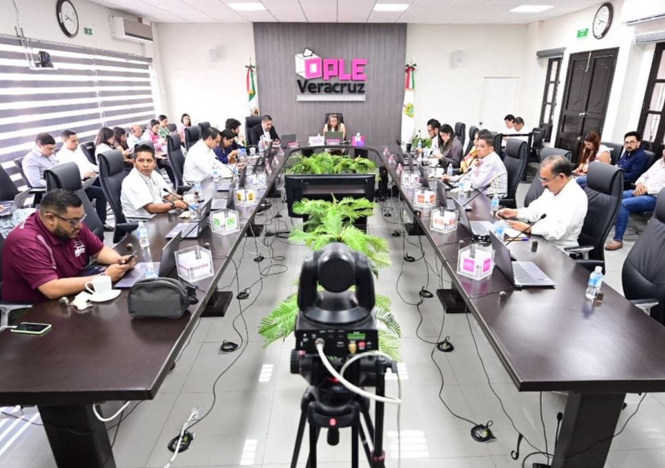 OPLE Veracruz inició cómputo distrital para elección de gobernador y diputados locales