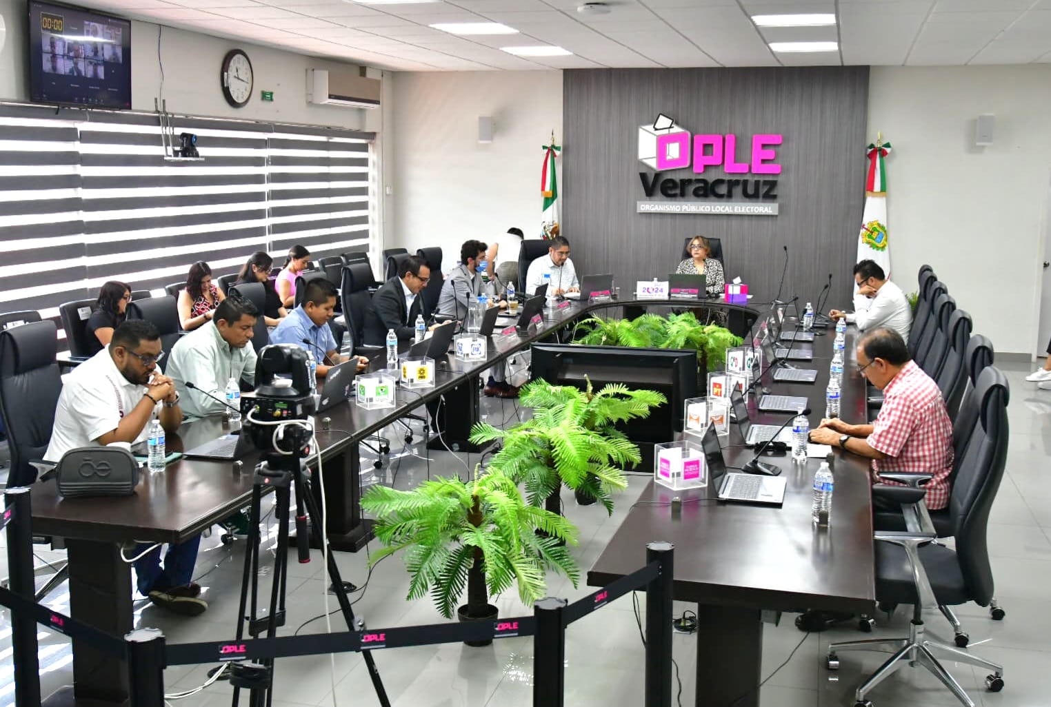 Consejos distritales del OPLE Veracruz por concluir cómputo de la elección de gobernador