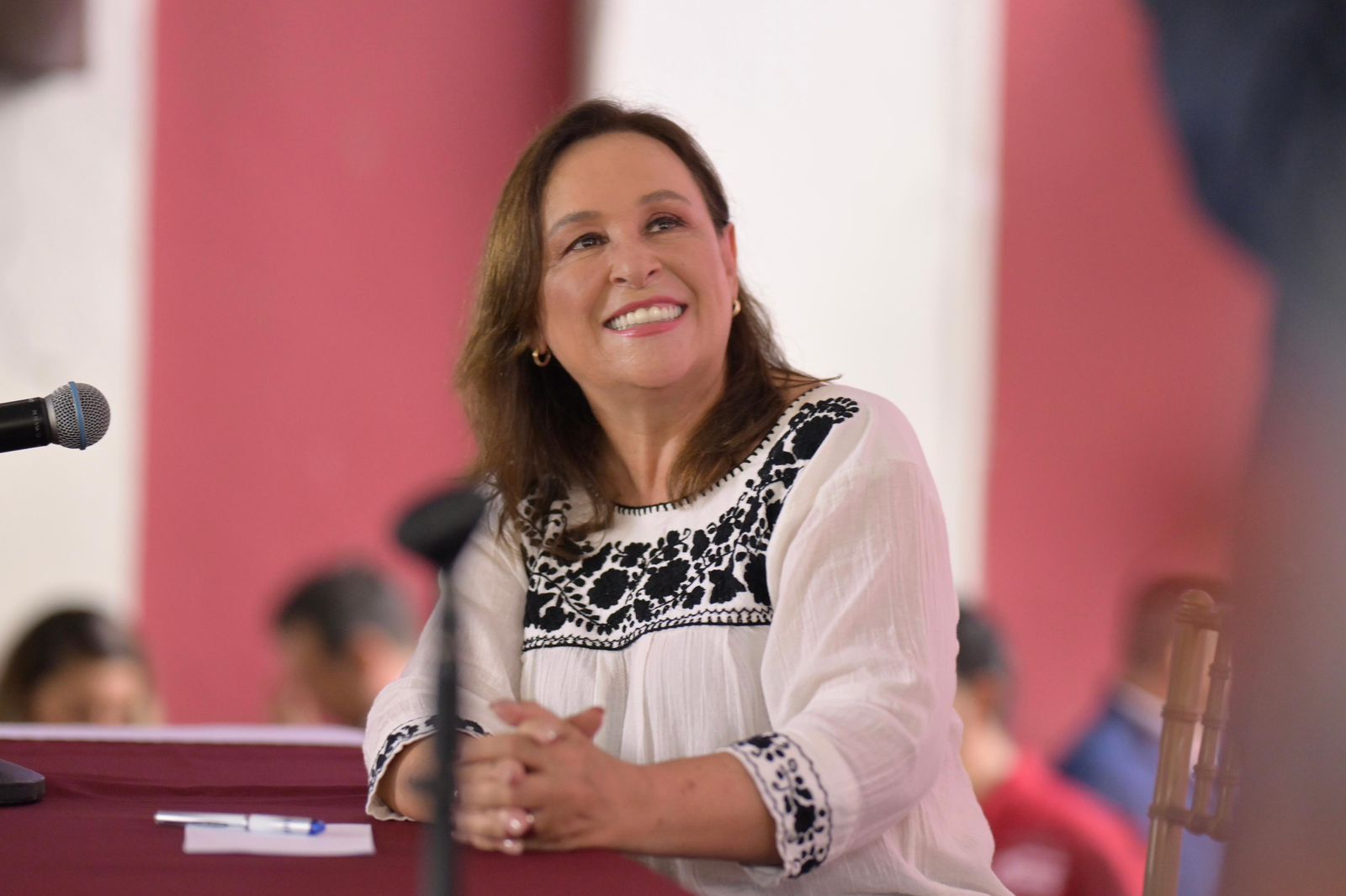 Frena Nahle a adelantados; Morena y encuesta definirán candidaturas a alcaldías