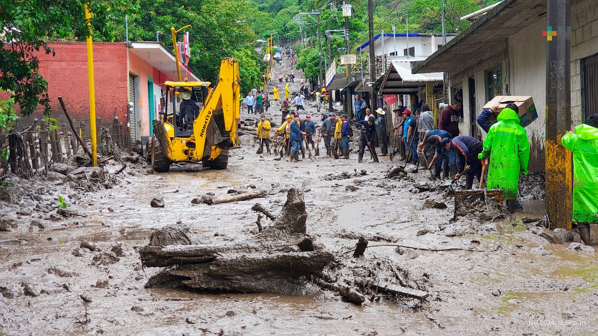 Sedena a través del Plan DN-III apoya en los municipios de Tlilapan y Rafael Delgado