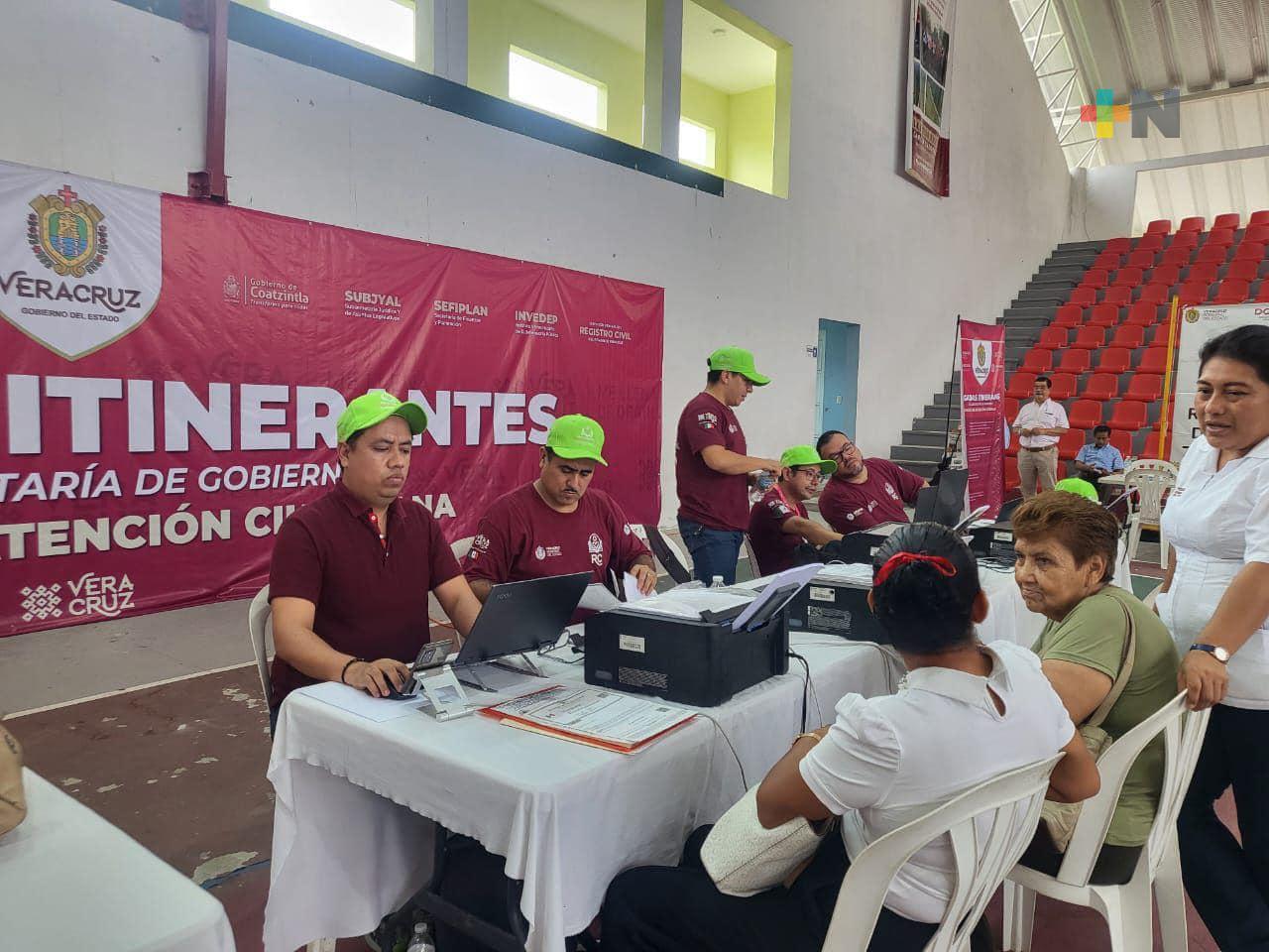 Brigadas Itinerantes del Registro Civil brindan exitosa atención en Coatzintla