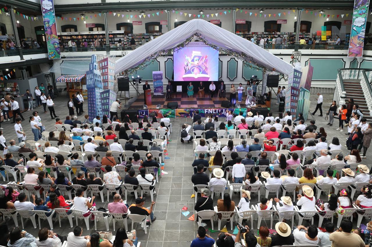 Inicia con éxito la edición 34 de la Feria Nacional del Libro Infantil y Juvenil Xalapa