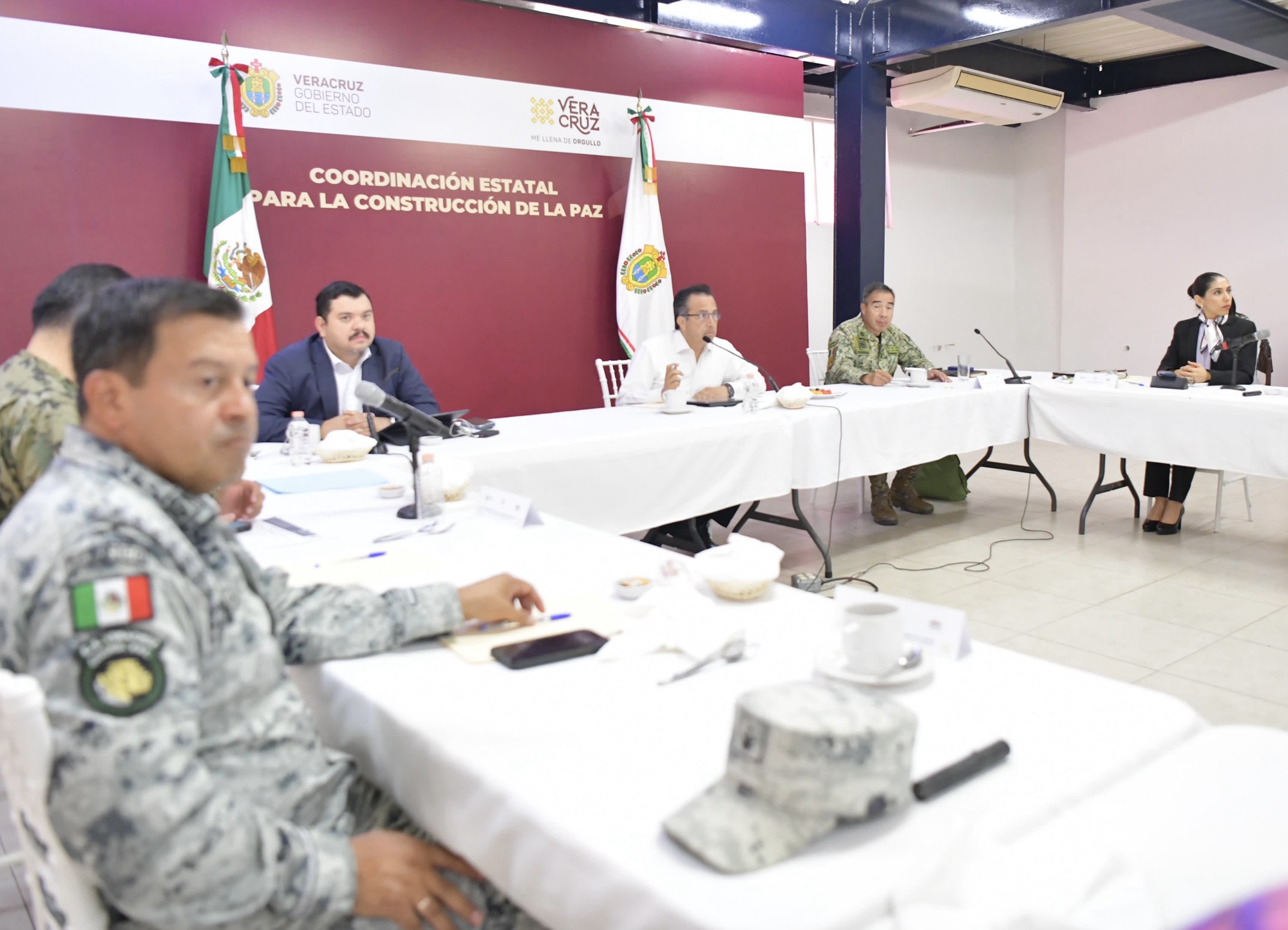 Mesa para Construcción de la Paz sesiona en Emiliano Zapata