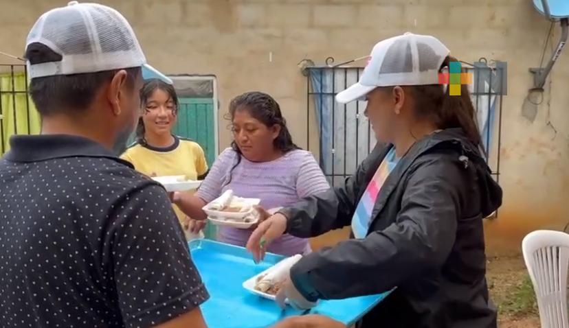 Apoya ayuntamiento de Isla a damnificados por disturbio tropical