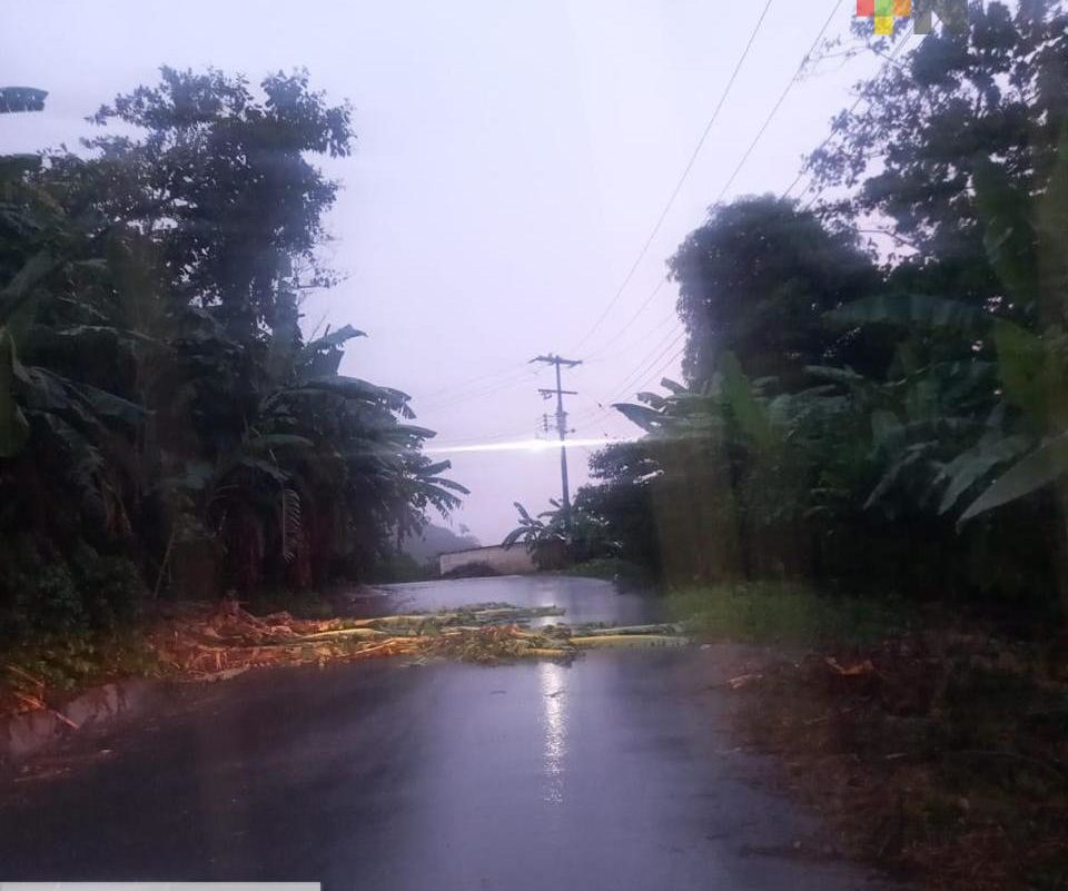 Naranjal tuvo pocas afectaciones; se trabaja en remover tierra y piedras de caminos