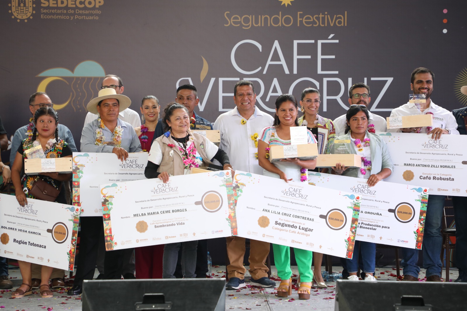 Aromáticos producidos por mujeres finalistas del premio Café Veracruz
