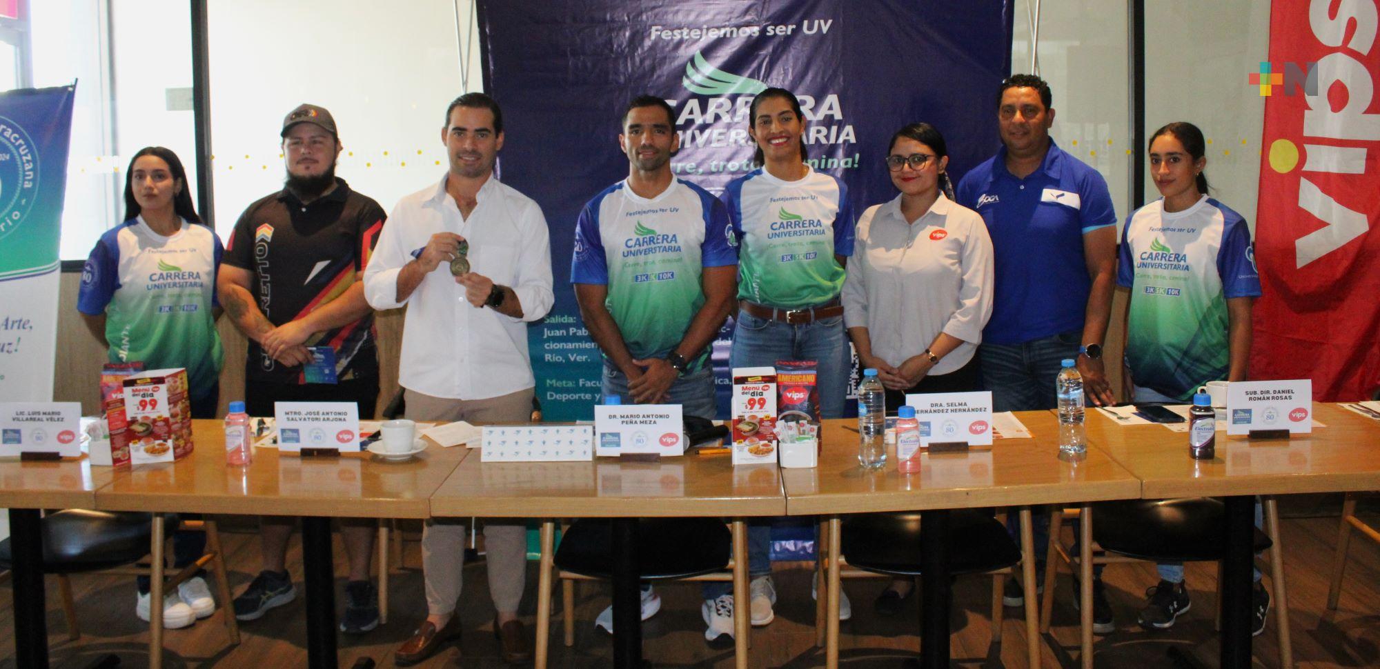 Presentan Carrera Universitaria de UV, en conmemoración al 80 Aniversario