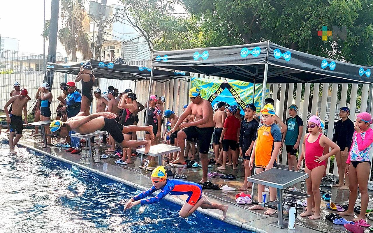 Listo Curso de Verano en el Club de Natación Acuario