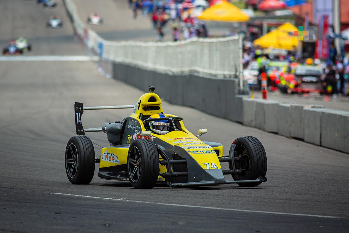 Cinco pilotos ponen el campeonato de la F5 al rojo vivo, en la Súper Copa