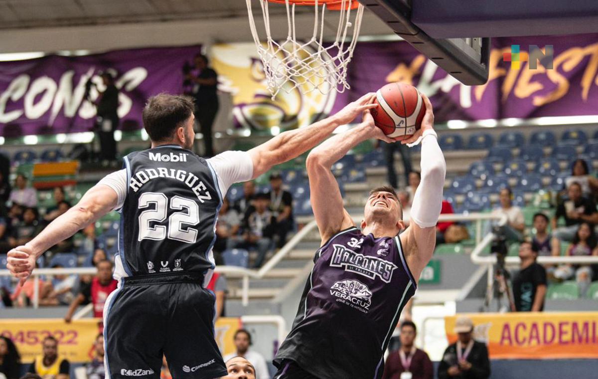 Astros de Jalisco se llevó la serie, ganó el segundo juego a los Halcones de Xalapa