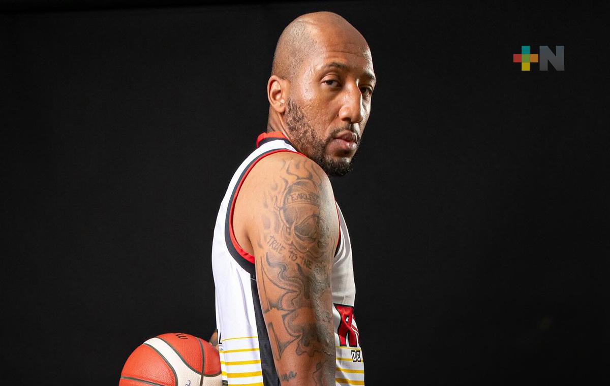 Kenneth Horton, bicampeón de Europa, jugador de los Halcones Rojos