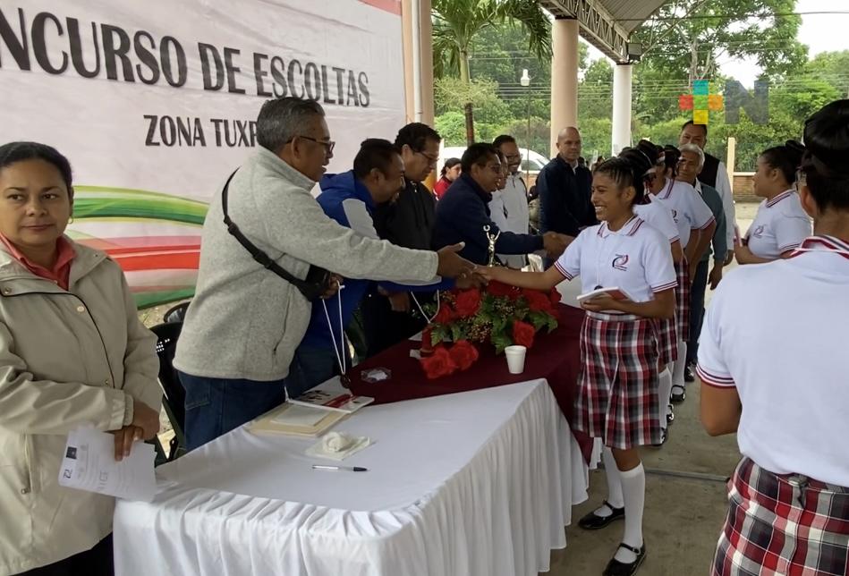 Egresan más de 600 estudiantes del sistema de telebachillerato en Tuxpan