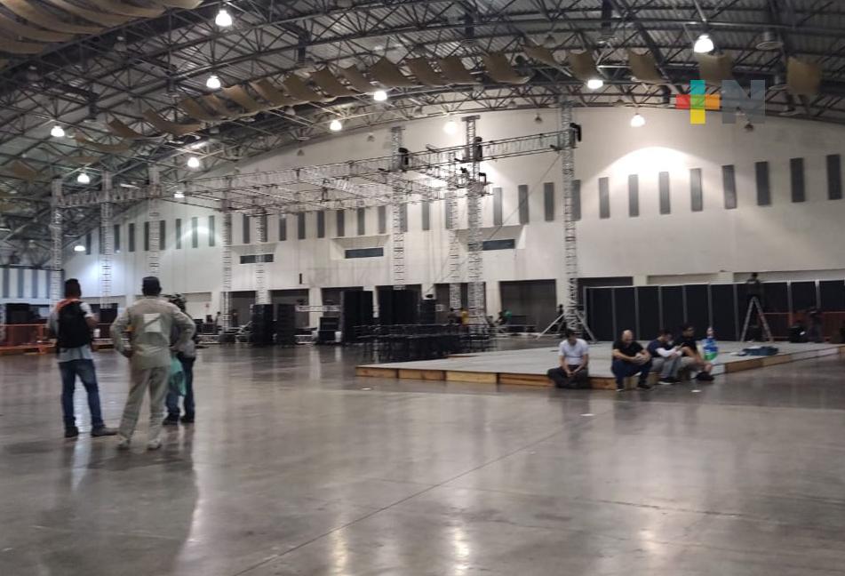 Instalan escenario en WTC para llevar a cabo conciertos masivos del carnaval