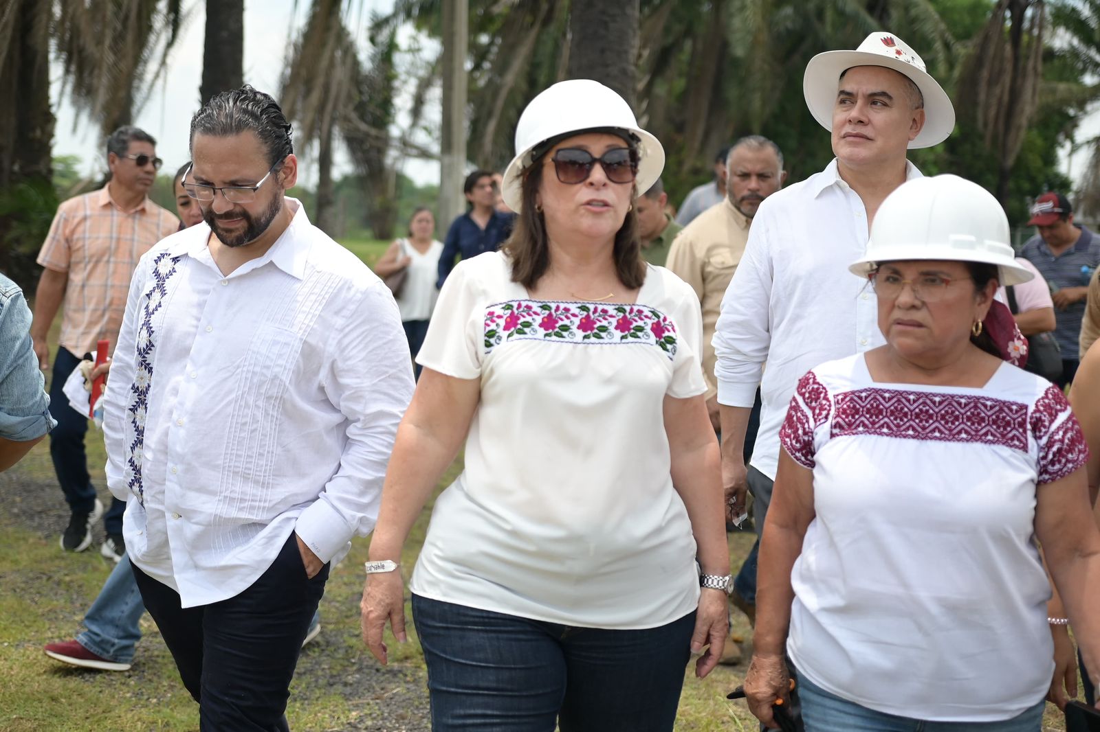 Inaugura Rocío Nahle primer parque fotovoltaico en el sur de Veracruz