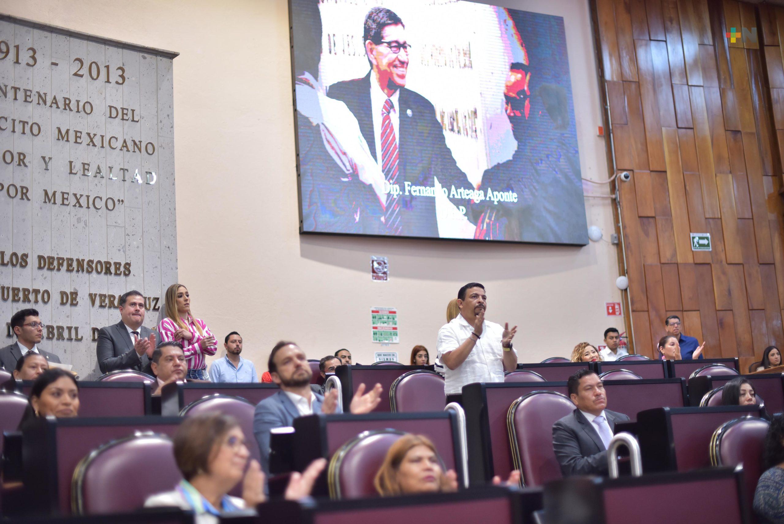 Rinde LXVI Legislatura homenaje al diputado Fernando Arteaga