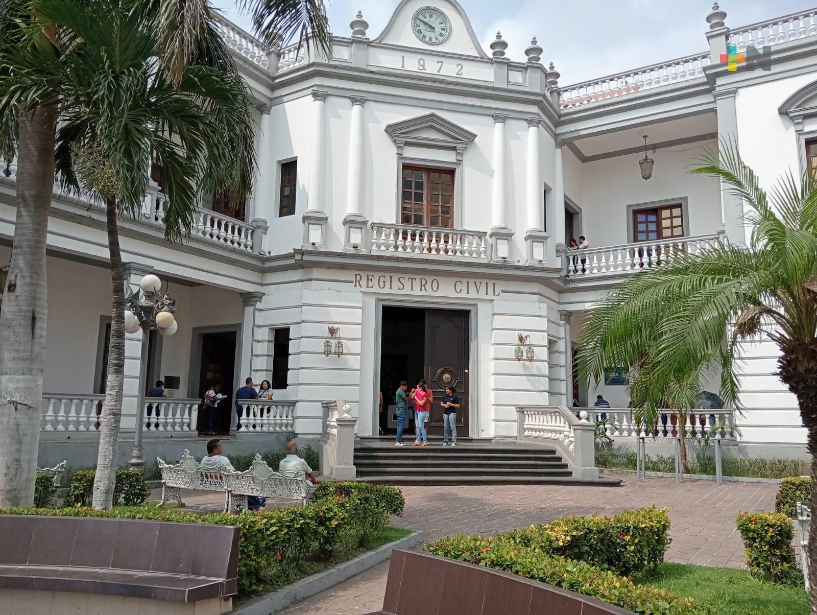 Matrimonios igualitarios en Veracruz van en aumento: Registro Civil