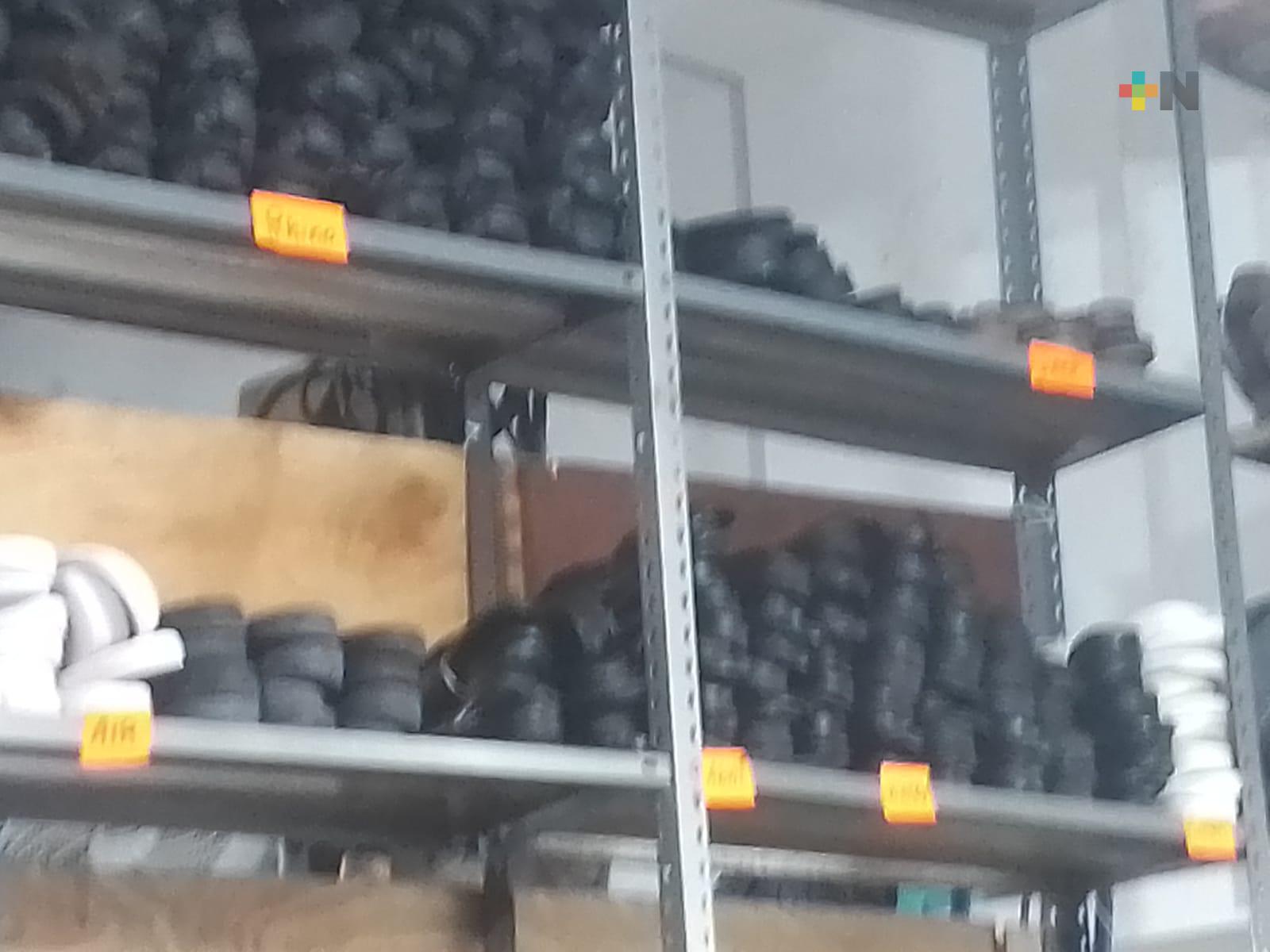 Reparadores de calzado estiman mejores ingresos por el regreso a clases