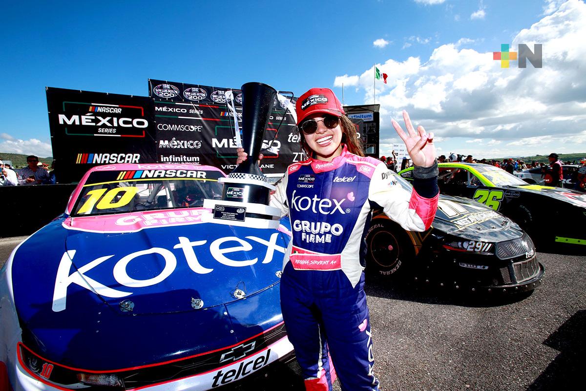 ¡Histórica! Regina Sirvent primera mujer en subir al podio de NASCAR Challenge
