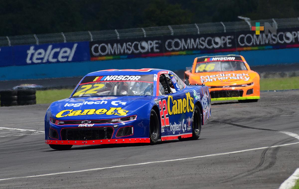 Santiago Tovar va por la clasificación a playoff de NASCAR México