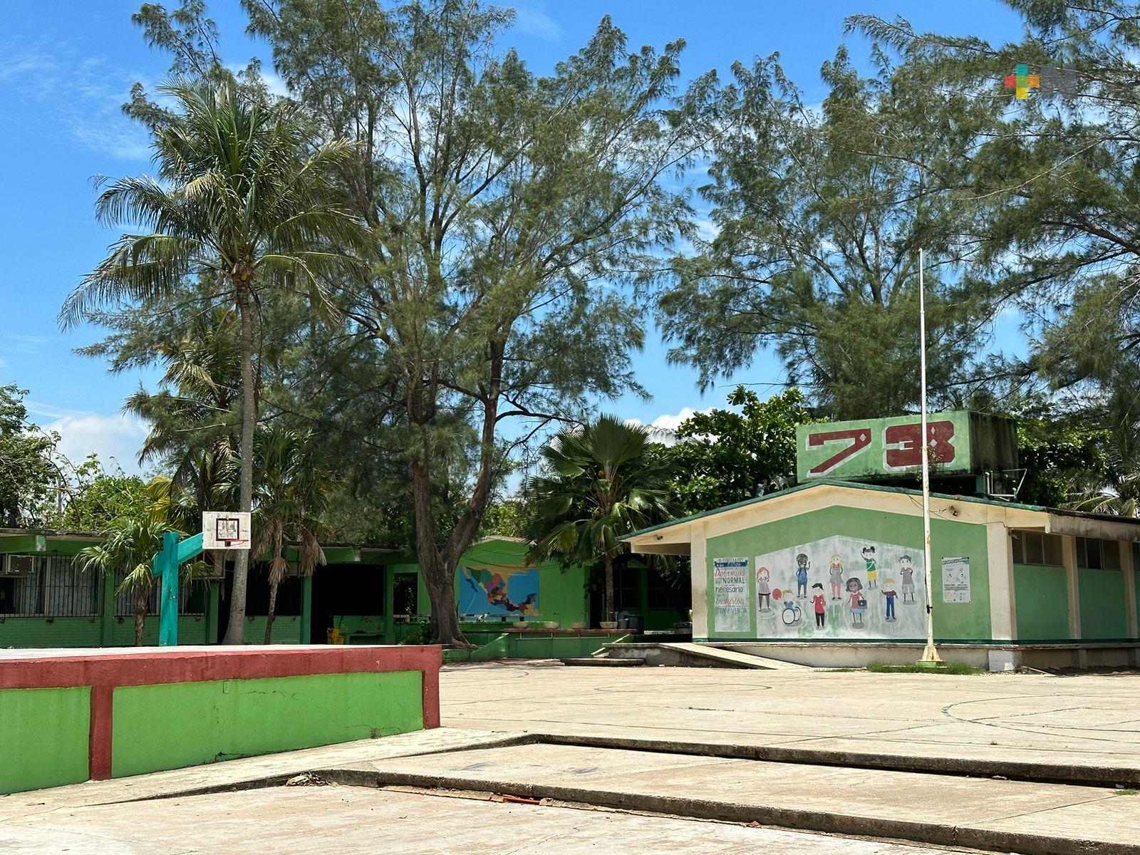 Calor complicó ciclo escolar, algunas escuelas redujeron horario