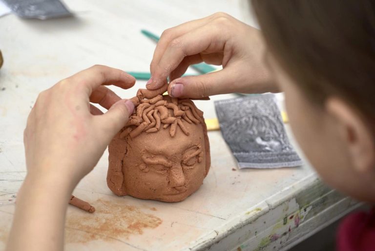 Secver presenta divertidos talleres artísticos en el JEX