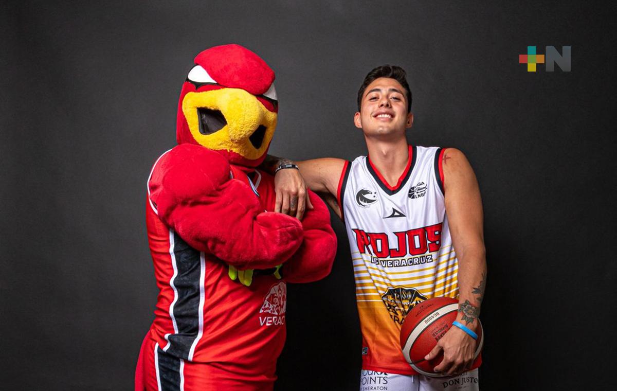 Halcones Rojos presenta nuevos jerseys para el inicio de la LNBP