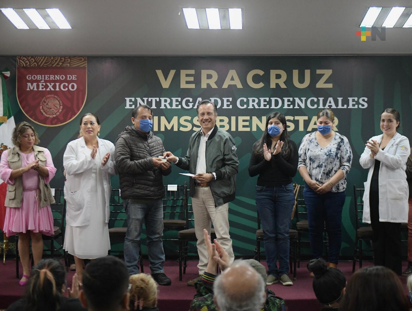 Veracruz se une a iniciativa nacional de entrega de credenciales del IMSS-Bienestar