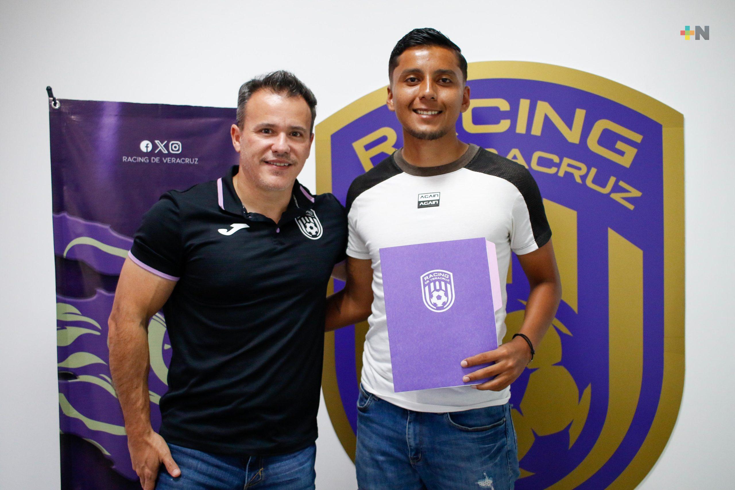 Marco Ibarra apuntala el mediocampo del Racing de Veracruz