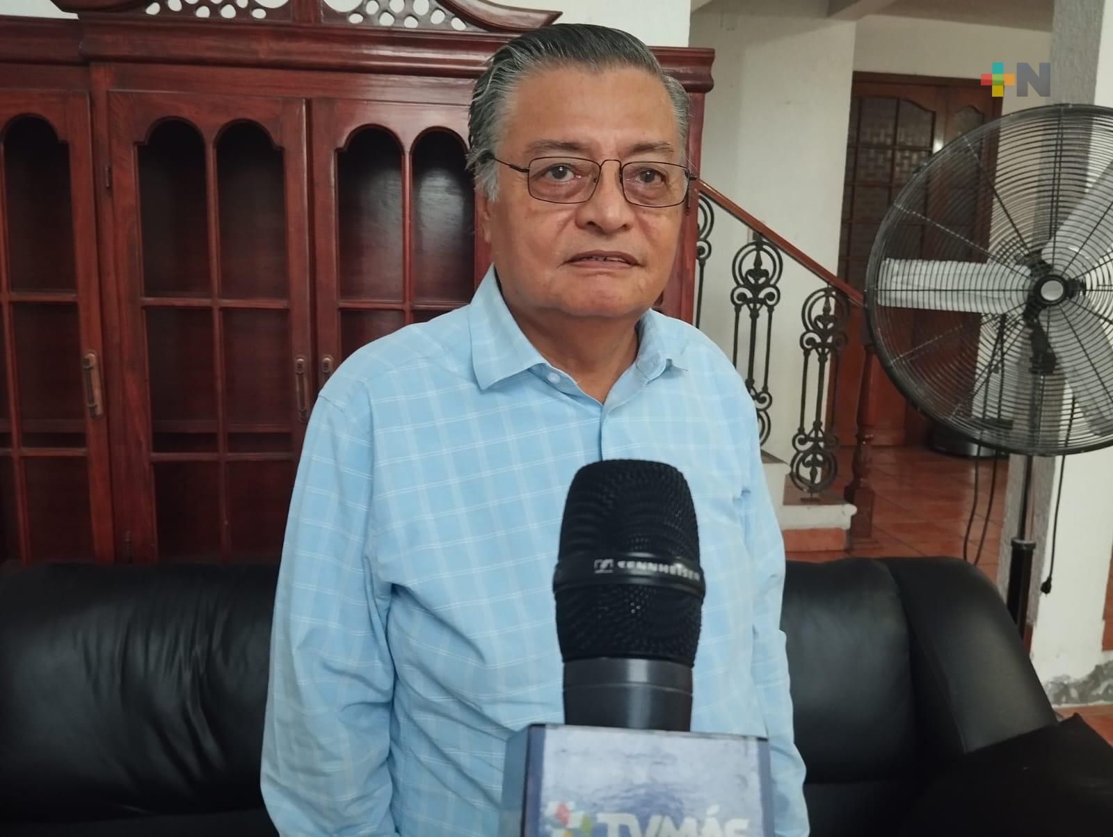 Taxistas dejan de trabajar en días lluviosos por condiciones de vialidades