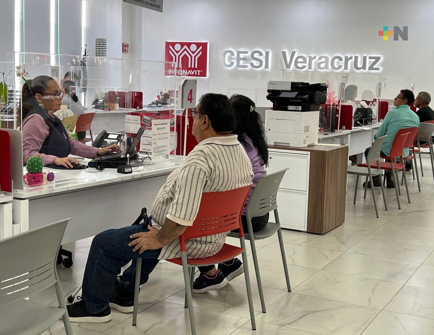 Infonavit llama a aplicar seguro de daños ante la Onda Tropical #8 en Veracruz-Boca del Río