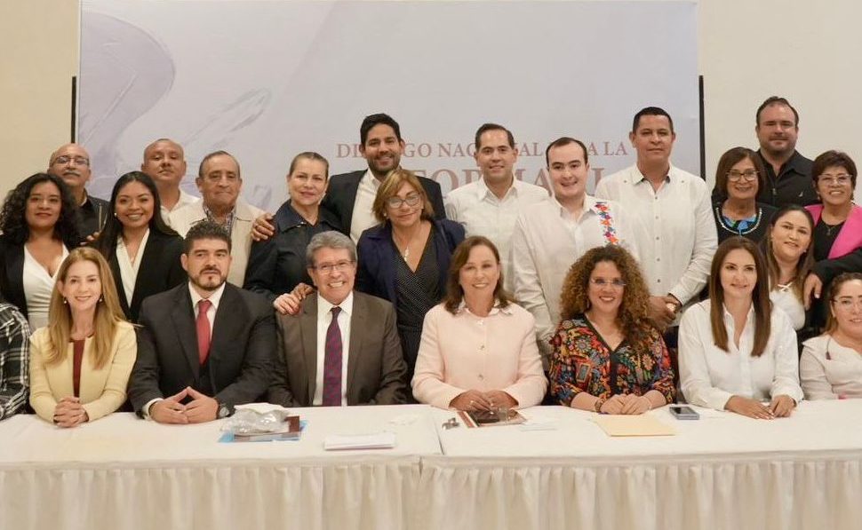 Se reúne Rocío Nahle con diputados federales electos