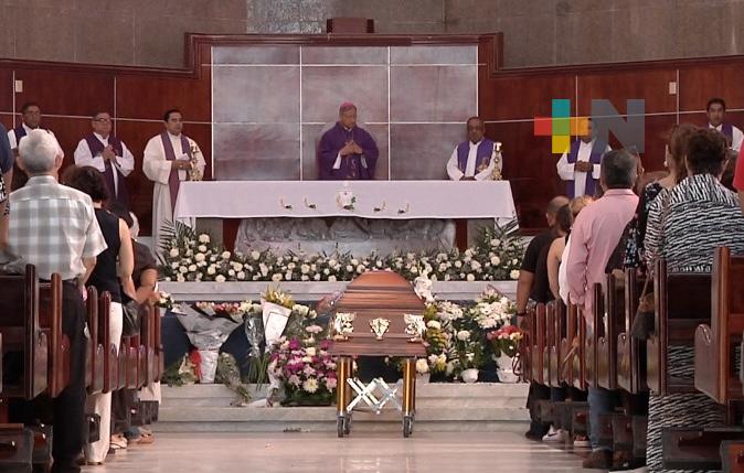 Coatzacoalcos despide a los jóvenes que perdieron la vida en el río Calzadas